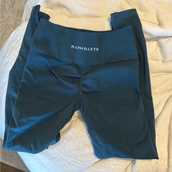 Alphalete Pants - Alphalete Amplify Legging - Size Small